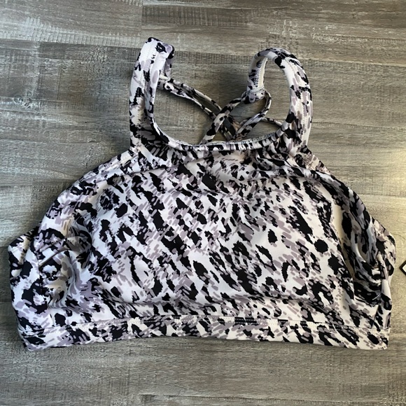 Women’s High Neck Strappy Back Bikini Top Animal Print by all in motion New - Picture 6 of 8